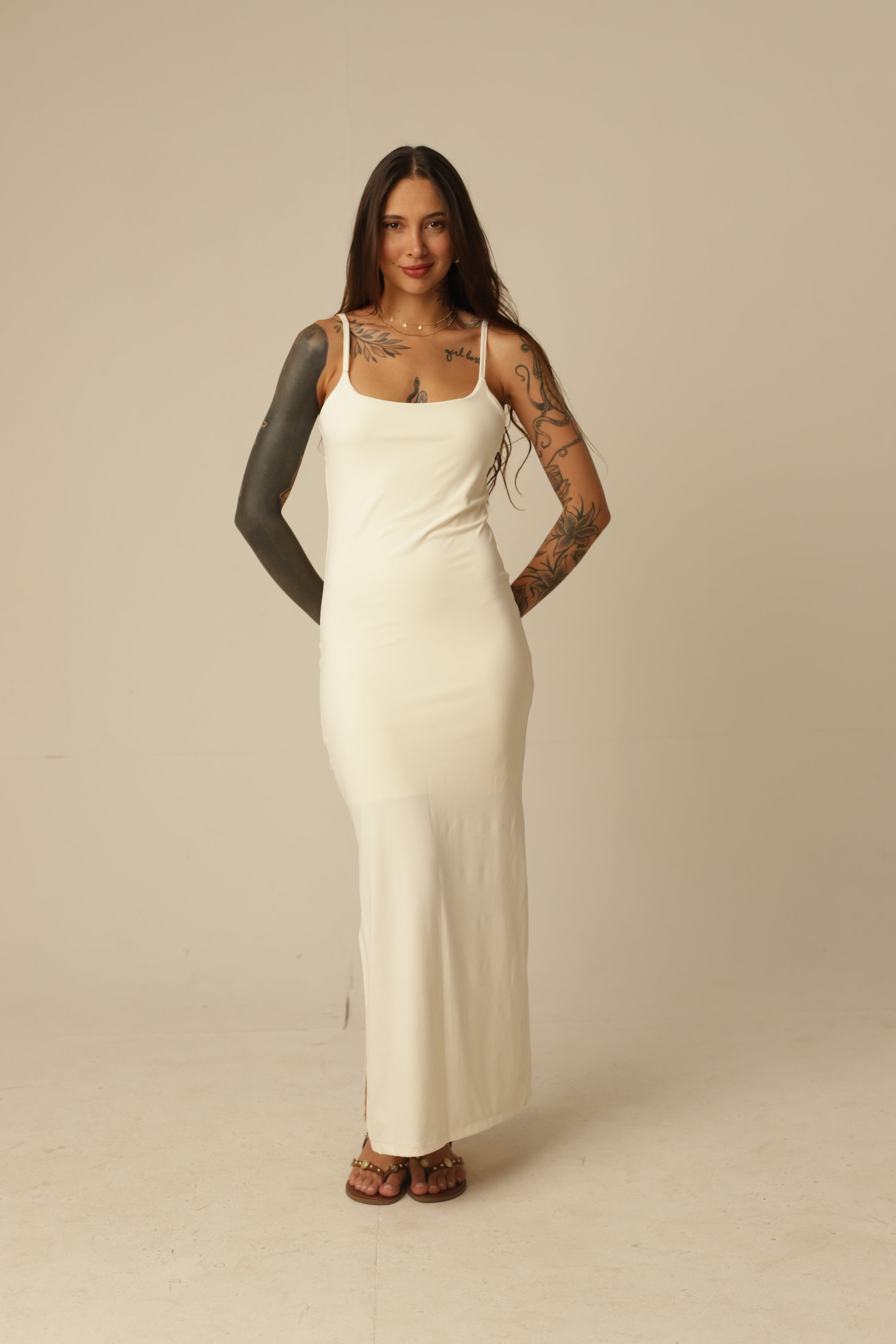 Vestido em Poliamida Basic - Alcinhas Finas