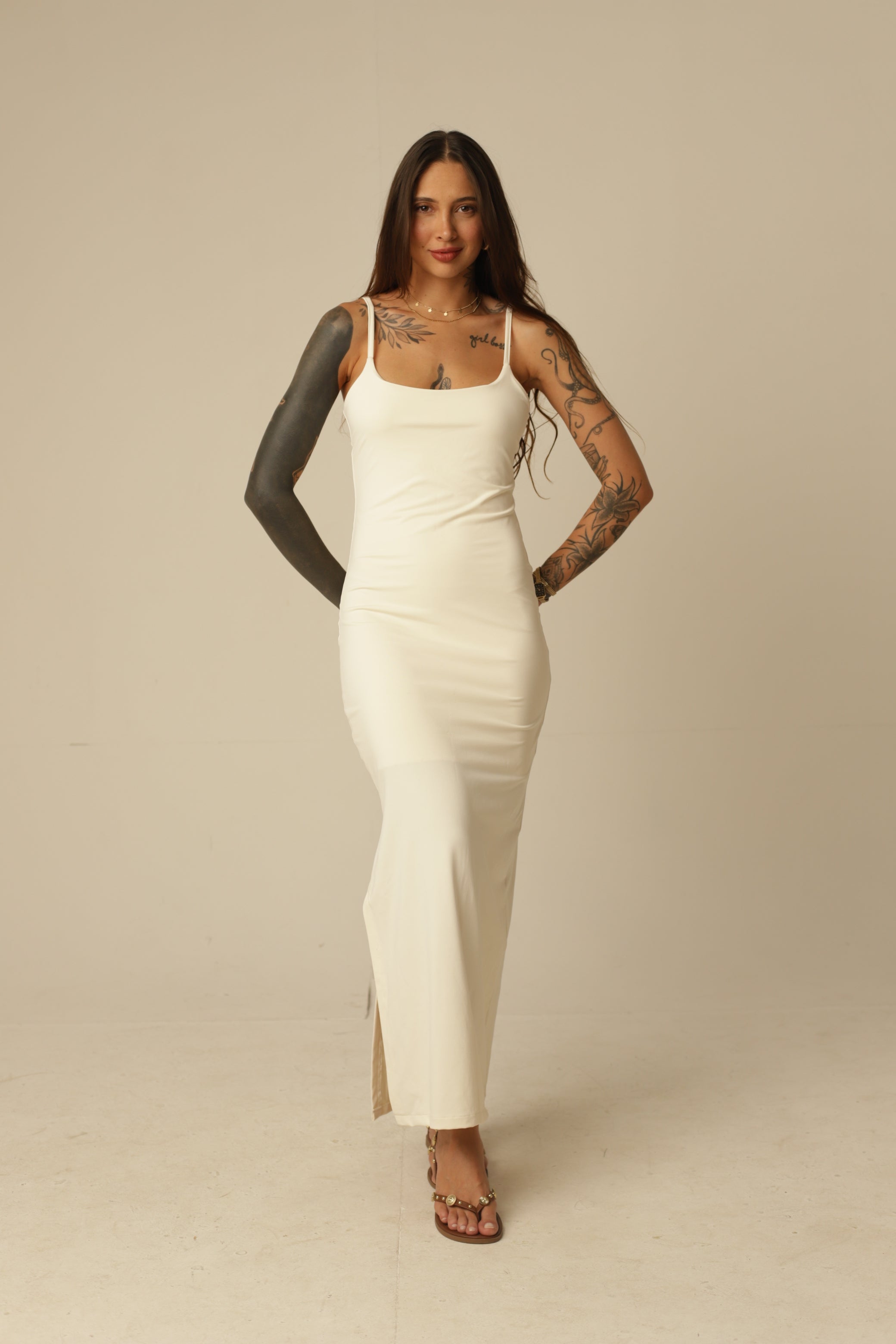Vestido em Poliamida Basic - Alcinhas Finas