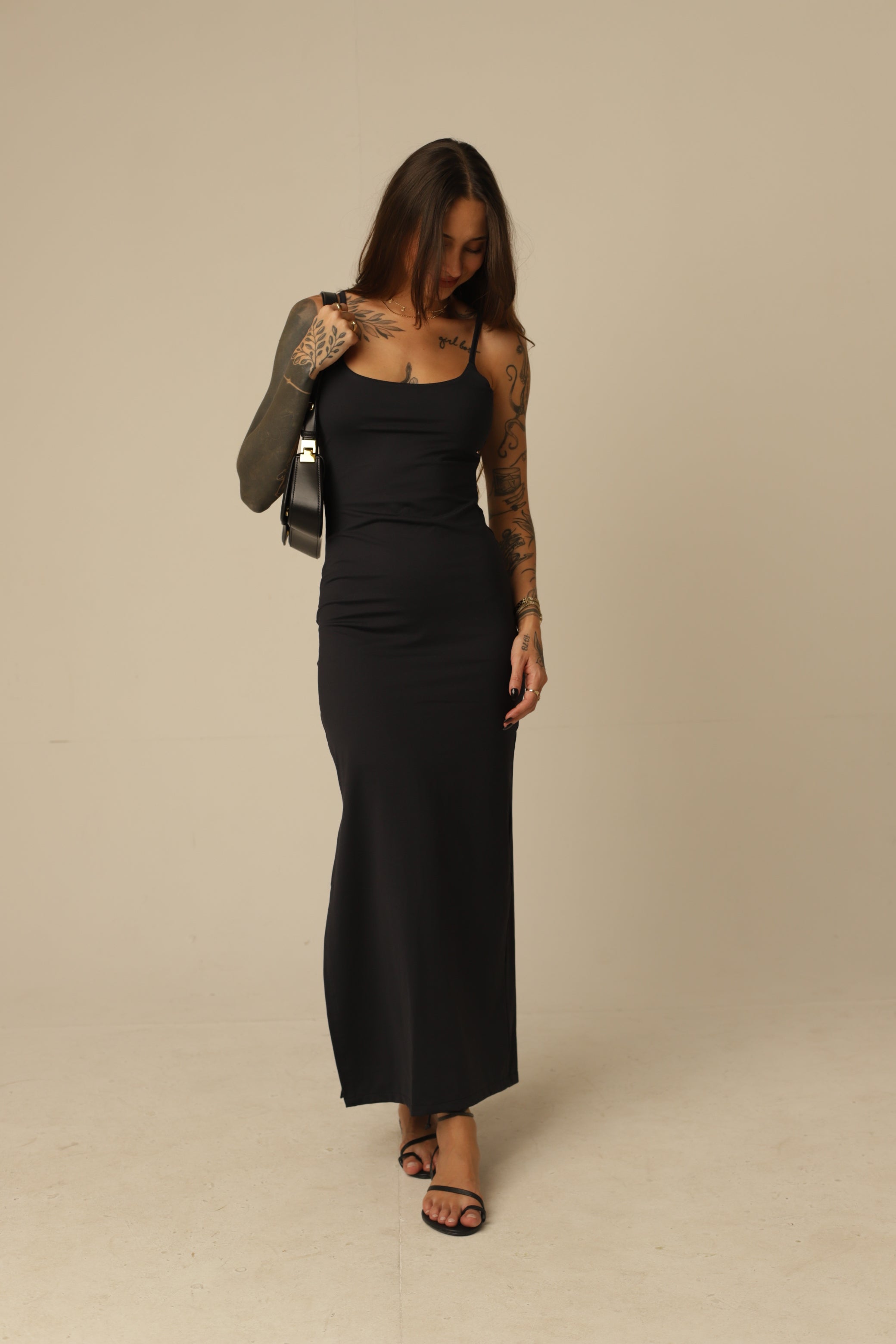 Vestido em Poliamida Basic - Alcinhas Finas