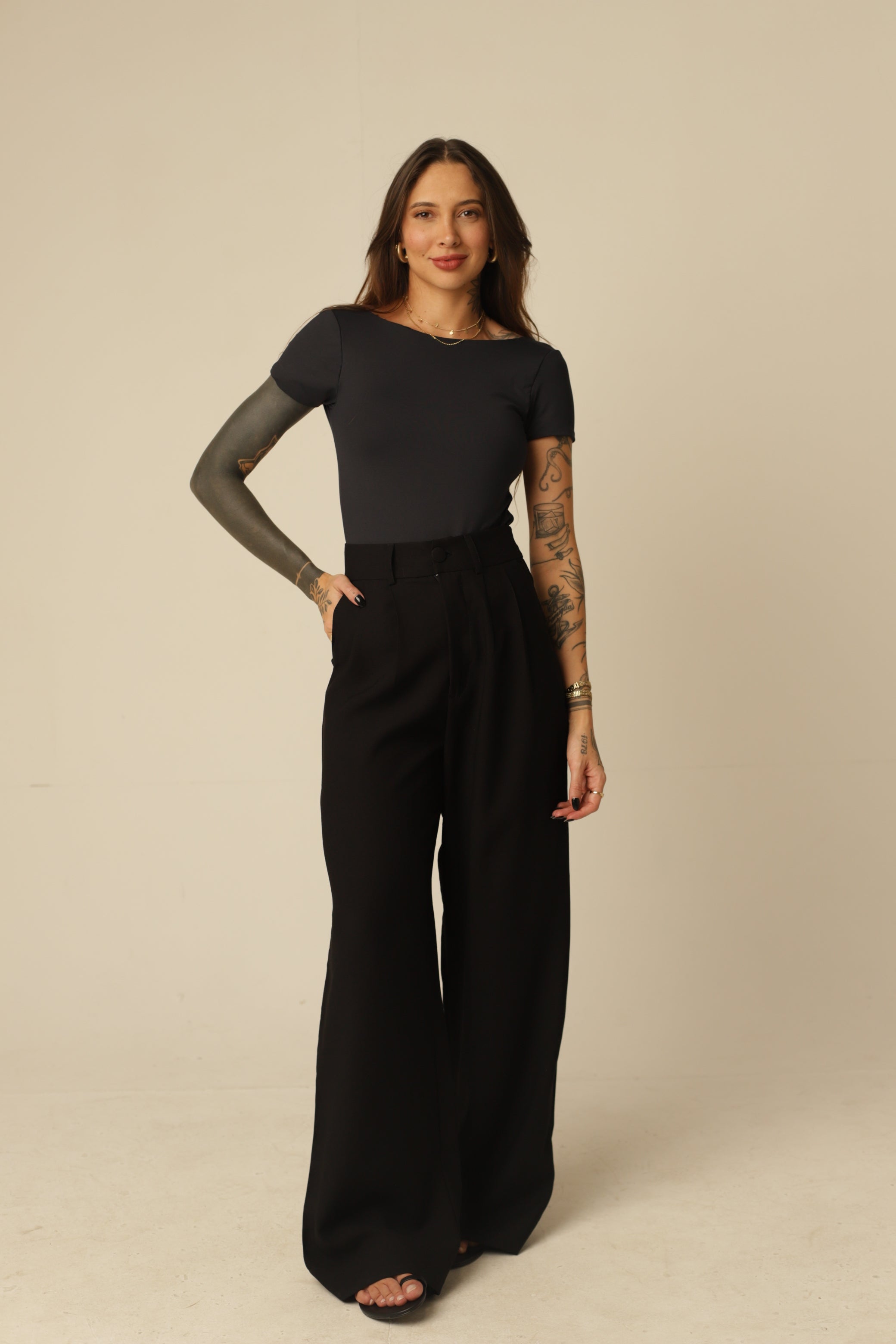 Calça Pantalona Alfaiataria Olga - Cós Botão