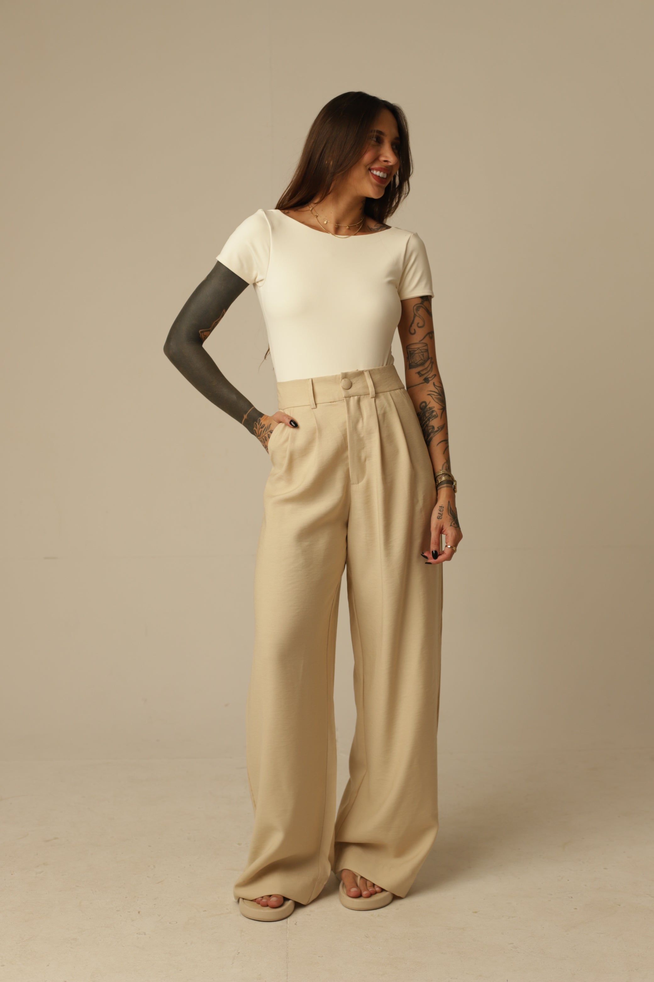 Calça Pantalona Alfaiataria Olga - Cós Botão
