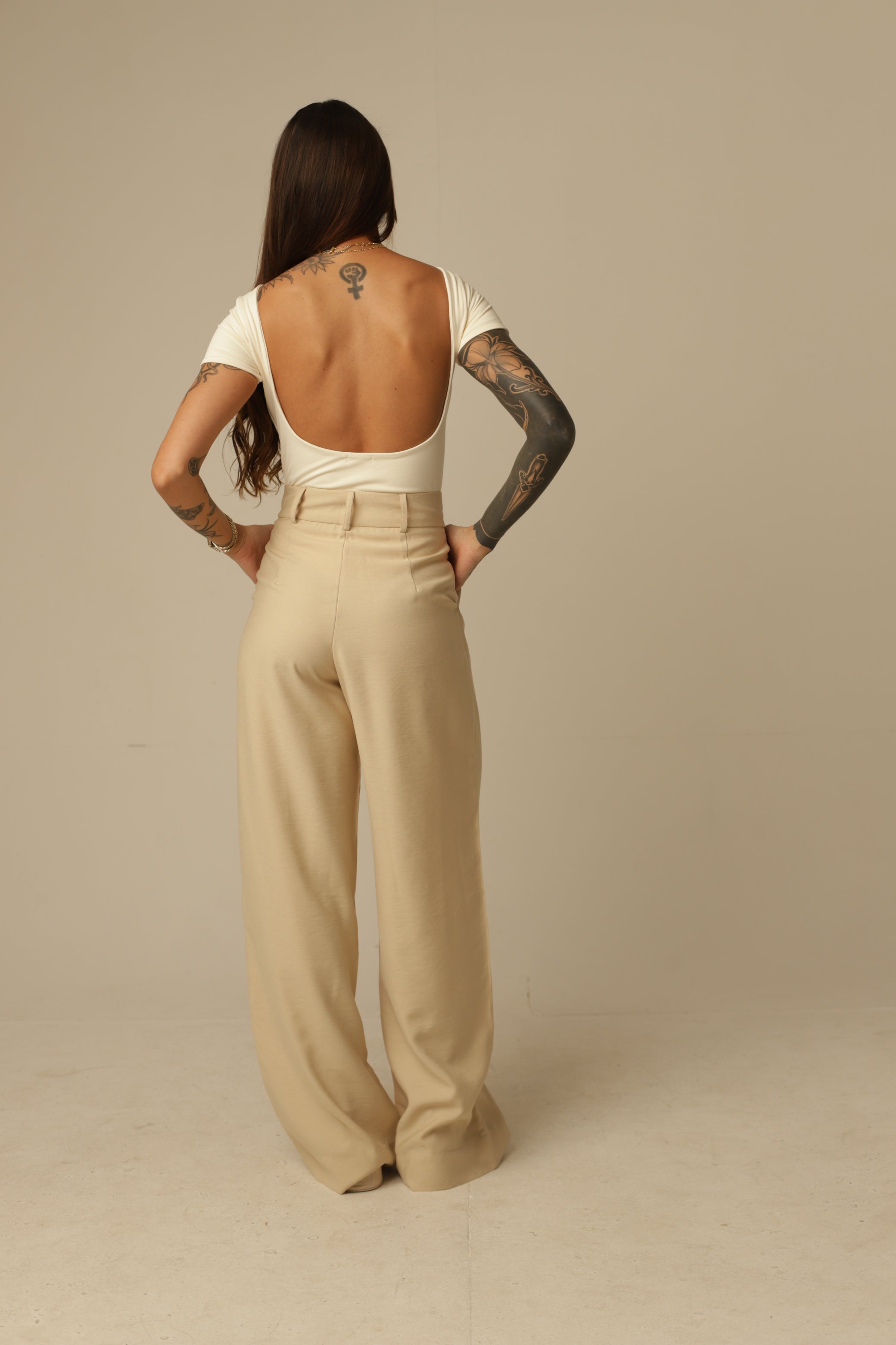 Calça Pantalona Alfaiataria Olga - Cós Botão