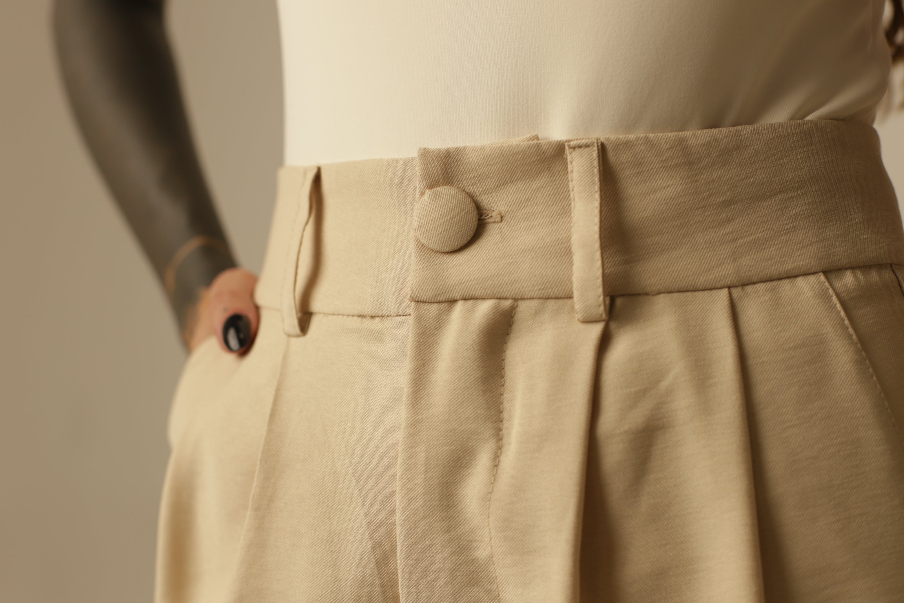 Calça Pantalona Alfaiataria Olga - Cós Botão