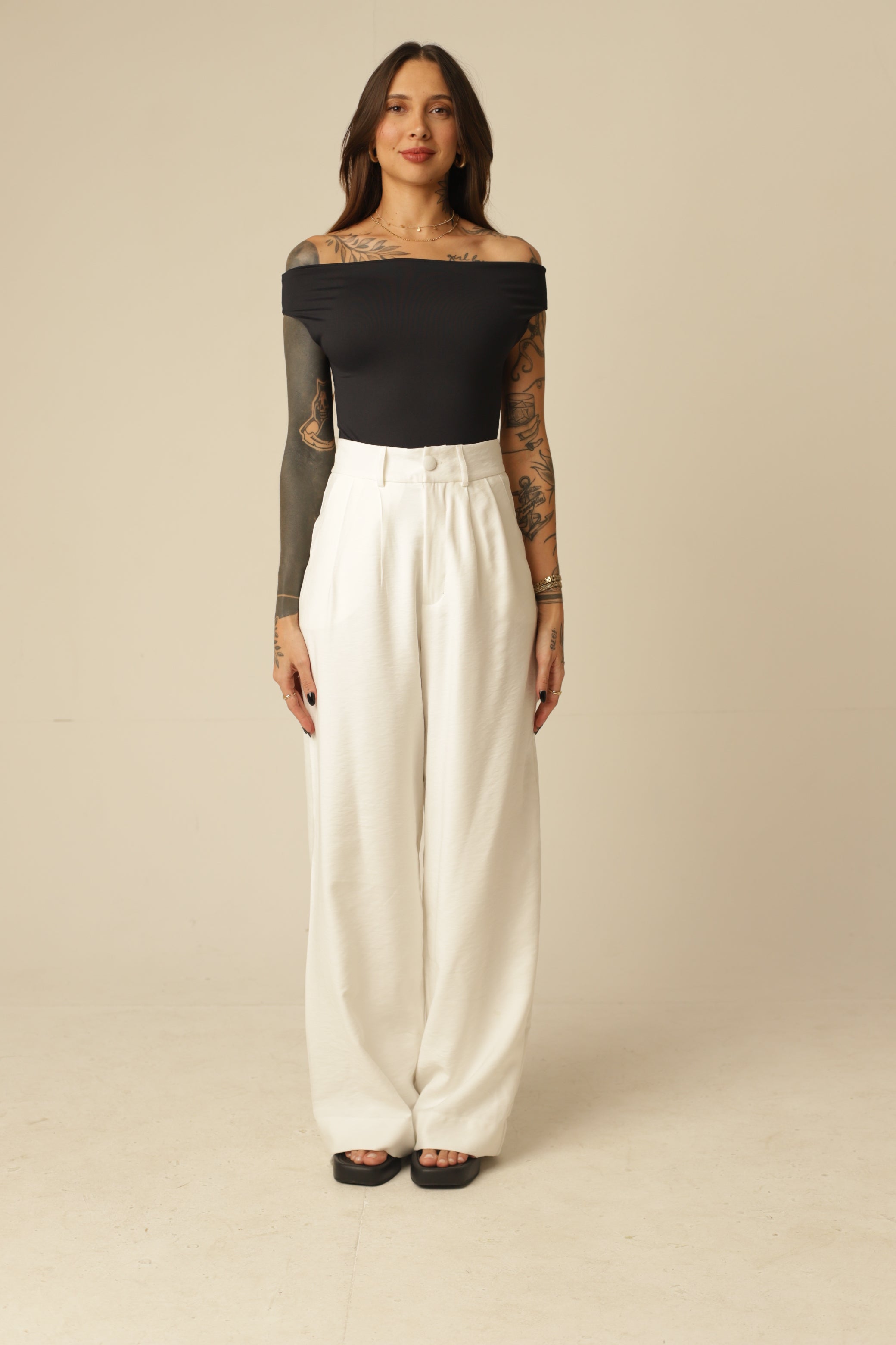 Calça Pantalona Alfaiataria Olga - Cós Botão