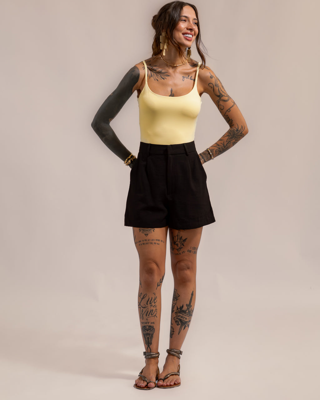 Short Alfaiataria Linda