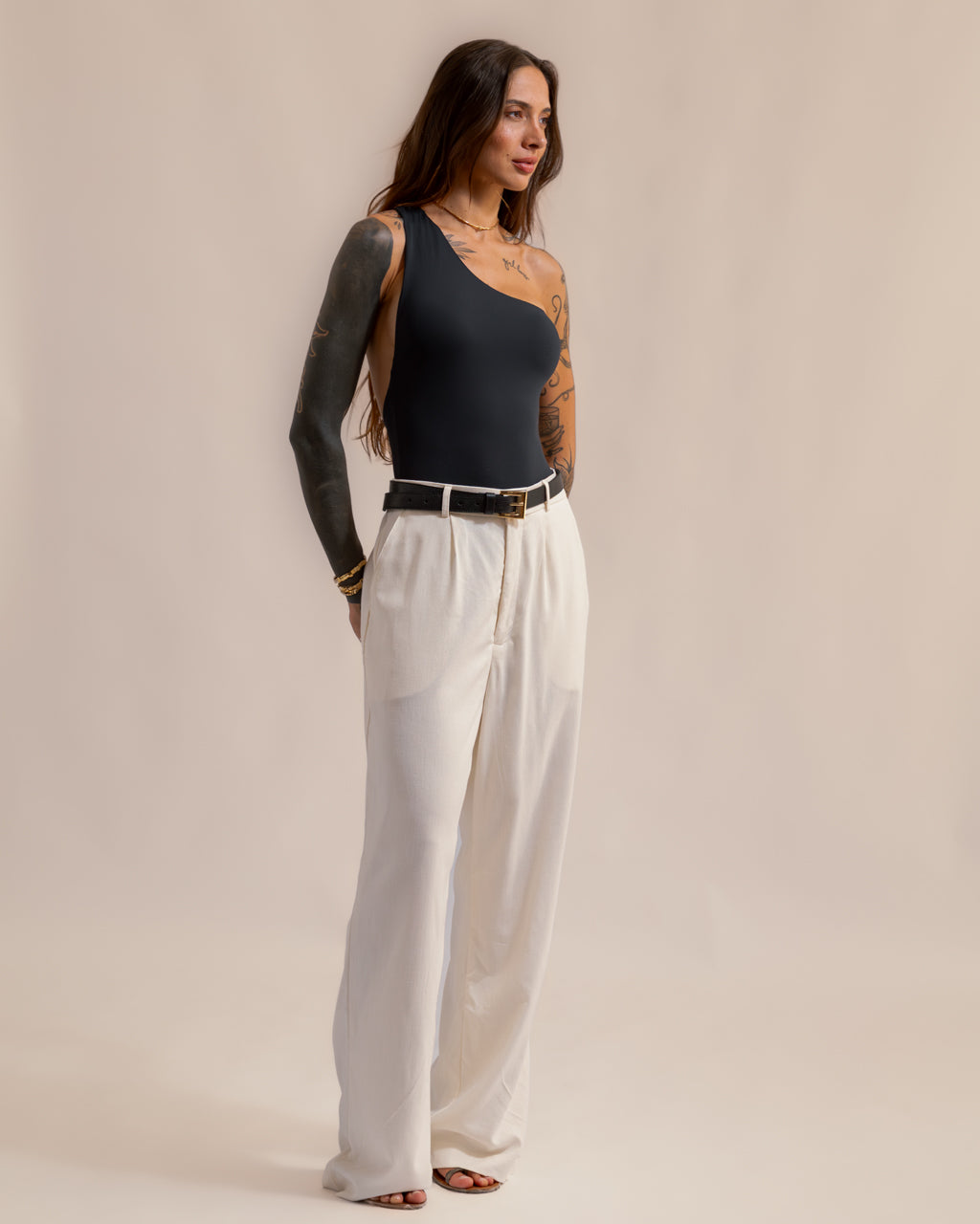 Calça Pantalona Alfaiataria em Linho - Patrícia