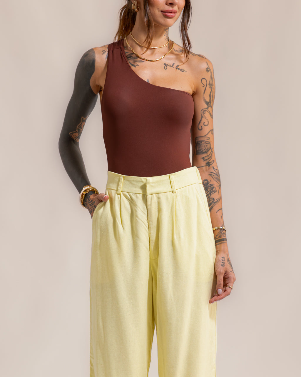 Calça Pantalona Alfaiataria em Linho - Patrícia