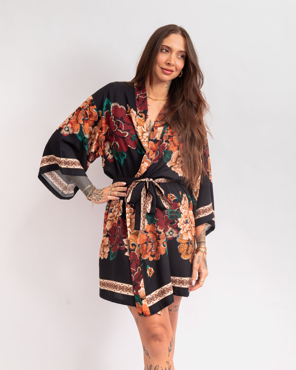 Kimono Estampa Floral Bordado
