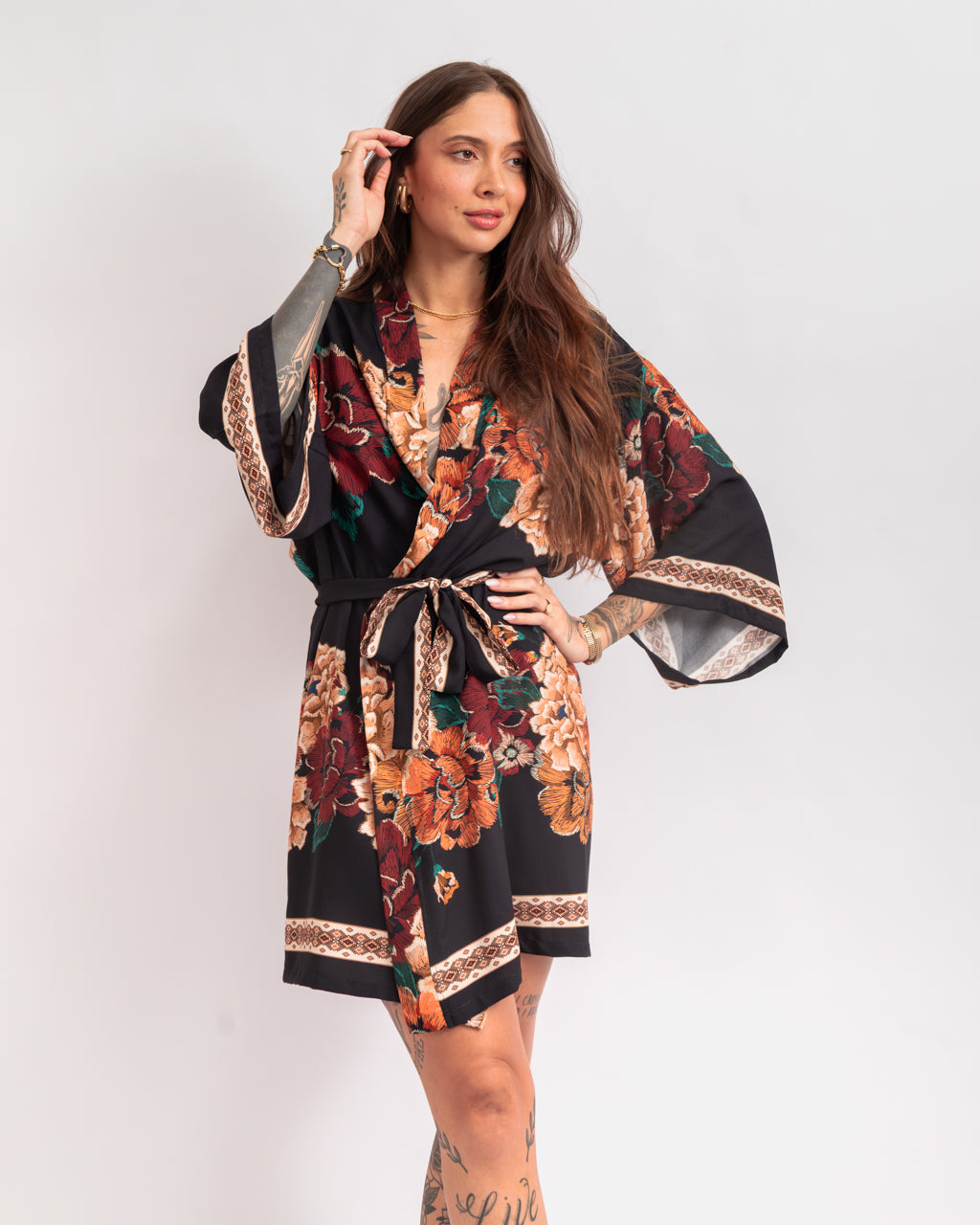 Kimono Estampa Floral Bordado