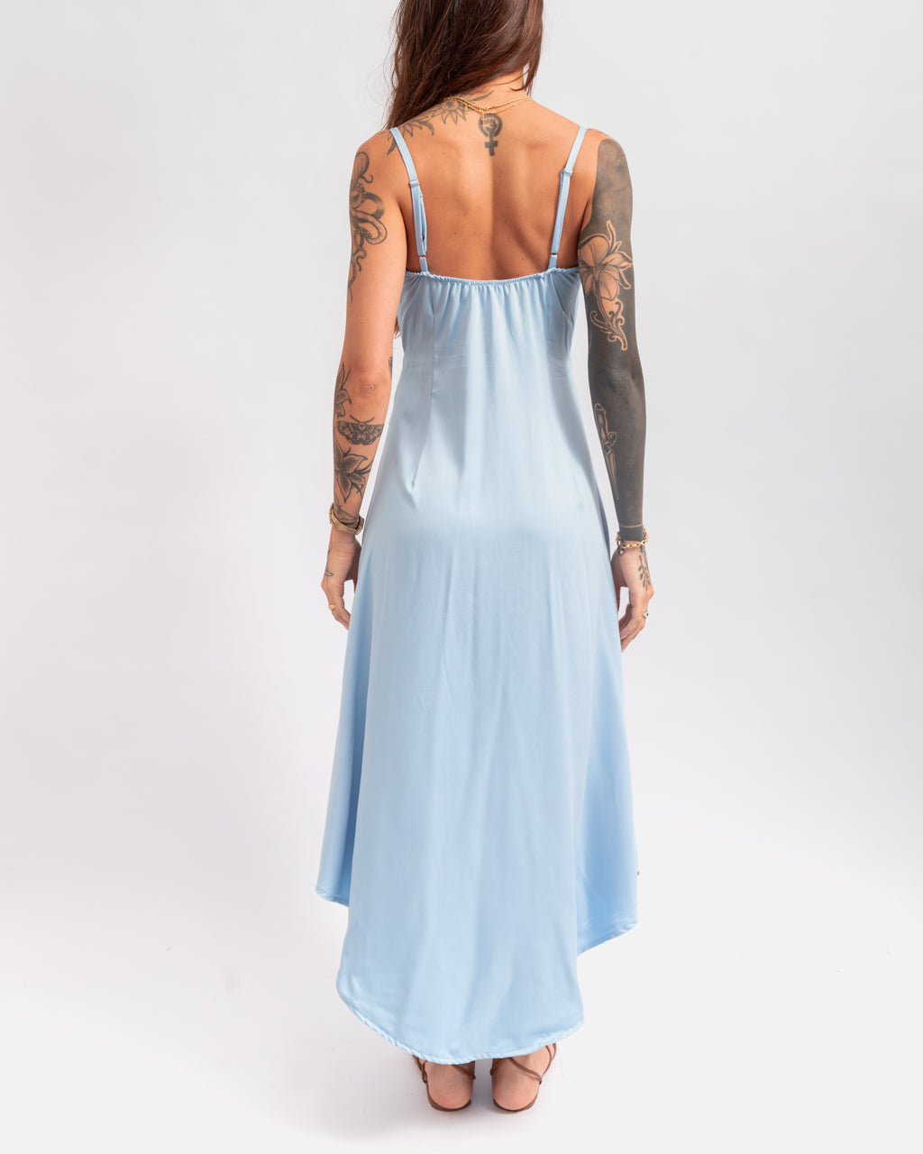 Vestido Assimétrico Clara Liso - Com Botões