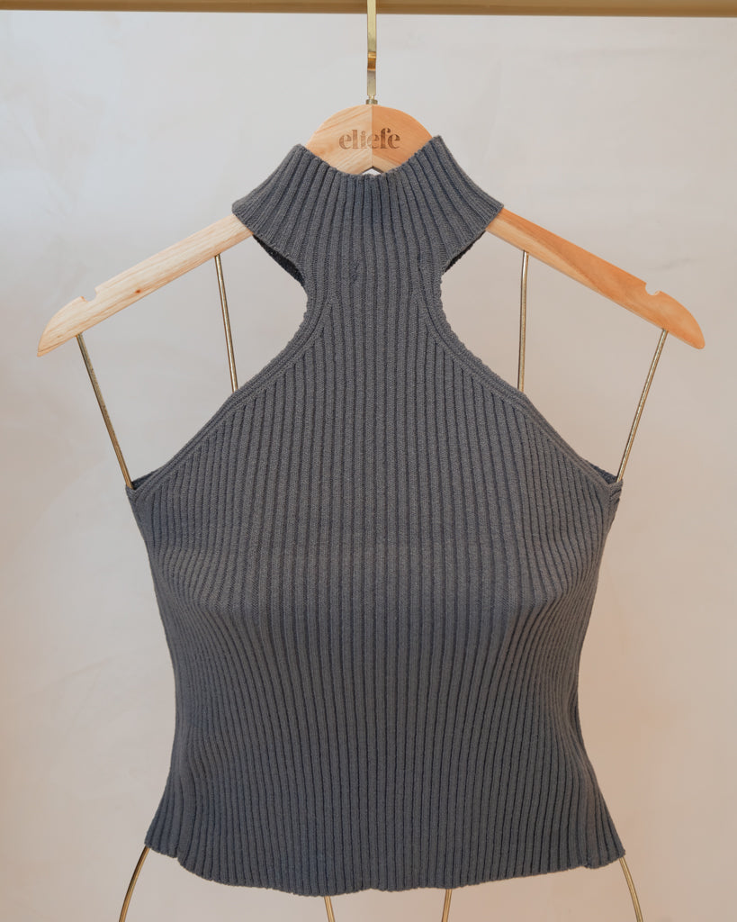 Blusa Tricot Gabriela - Decote Orgânico Cavado