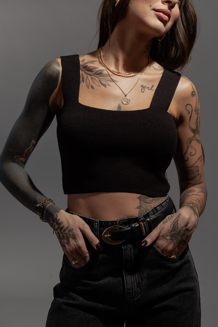 Top Reto Lisa em Tricot