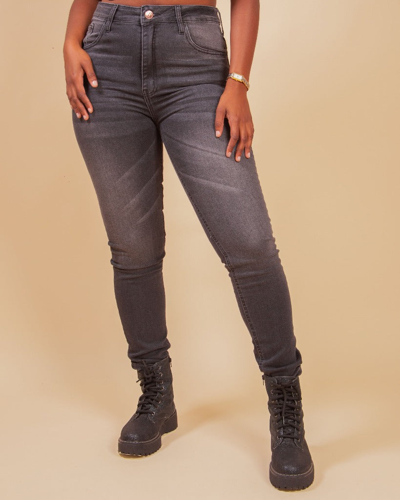Calça Jeans Skinny Black Estonada - LF Comprinhas